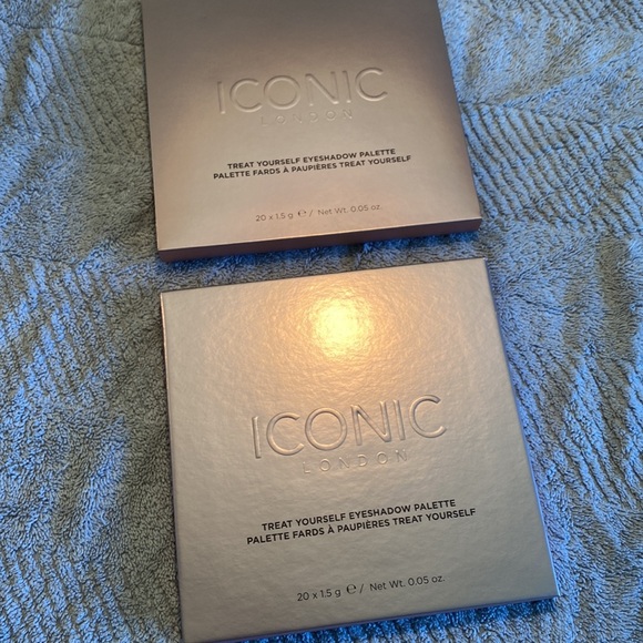 ICONIC LONDON Treat Yourself Eyeshadow Palette - Picture 4 of 5